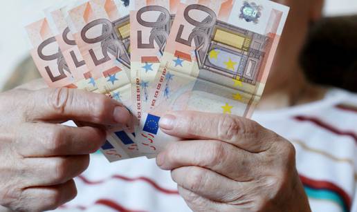 Mo&zcaron;e li se &scaron;tednja iz II. stupa podi&cacute;i odjedanput?