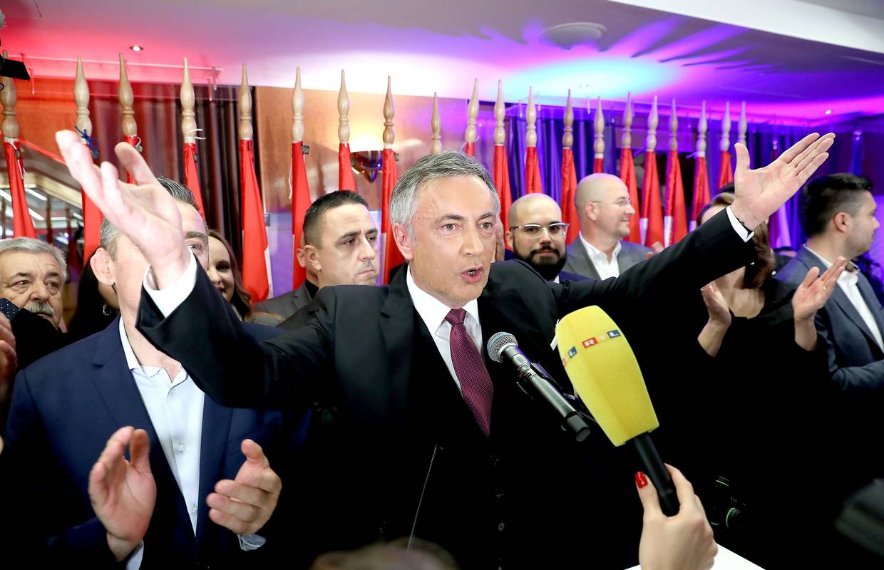 'Sad il' nikad': Miroslav Škoro želi uskočiti u Bandićeve cipele