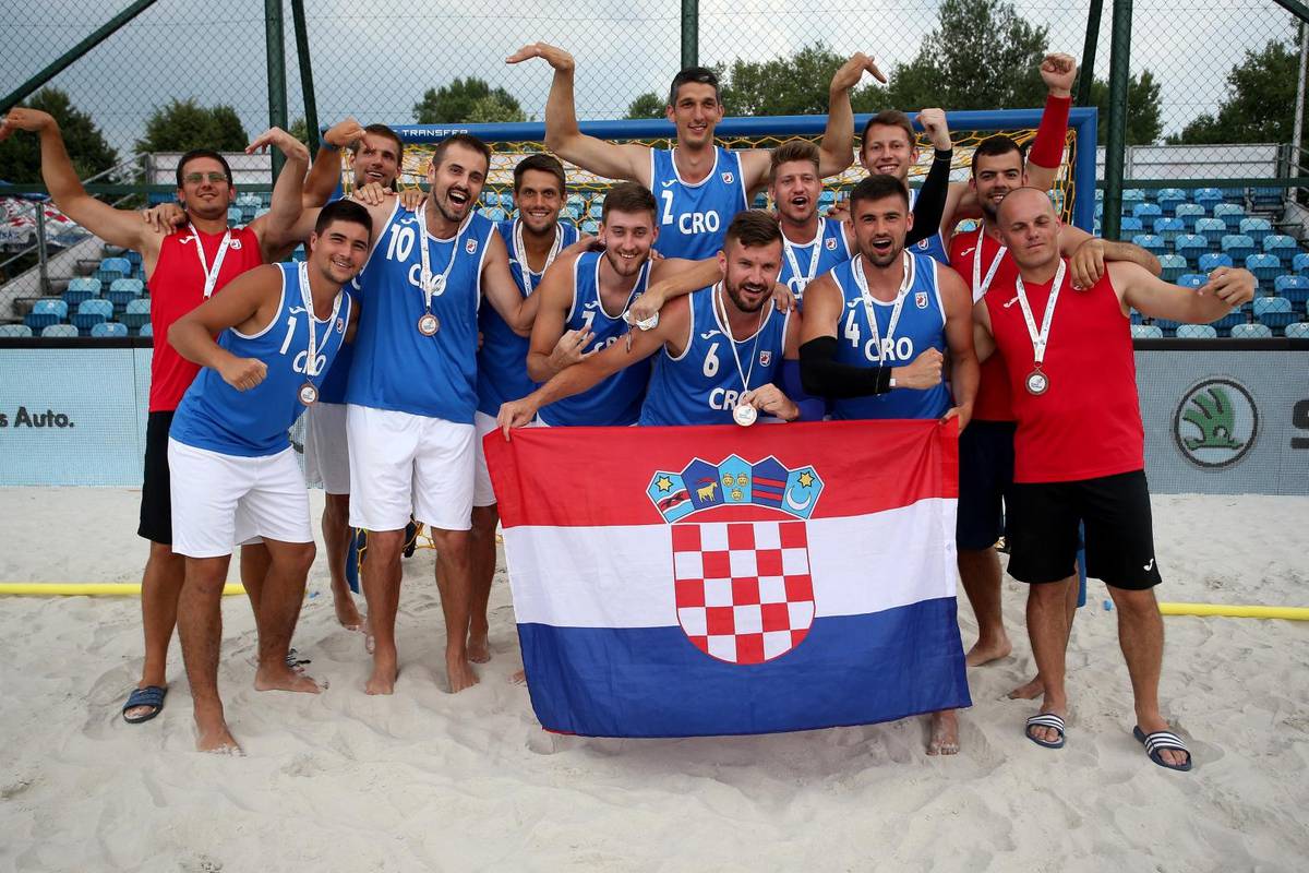 Pala je i Španjolska: Hrvatski rukometaši opet u finalu Eura!