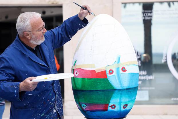 Split: Oslikavanje pisanica na Rivi u organizaciji braniteljske slikarske udruge BLU