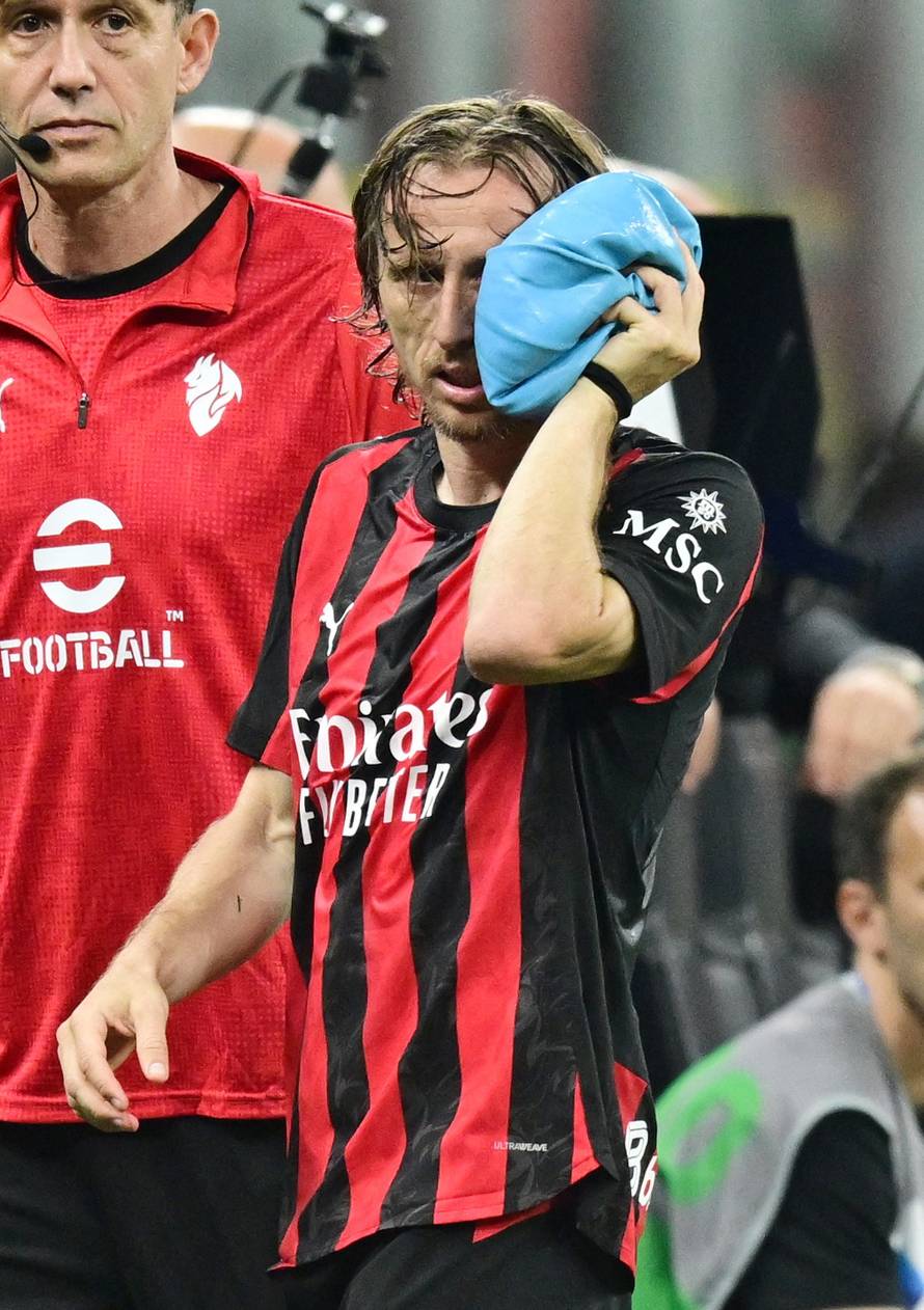 Serie A - AC Milan v Juventus