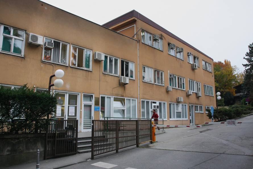 Voda poplavila podrum Klinike u Zagrebu: 'Pacijenti nisu bili ugroženi, za štetu ćemo vidjeti'