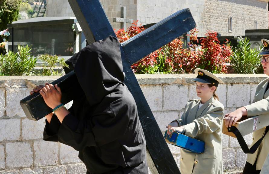 Katuni : Tradicionalni 25. Hrvatski festival žudija