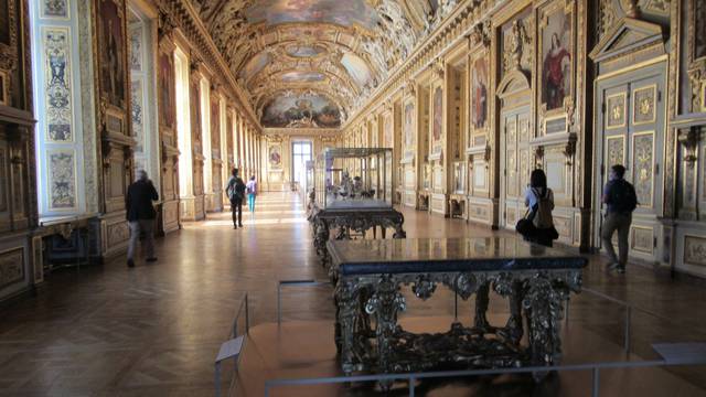 Paris Art Museum Louvre