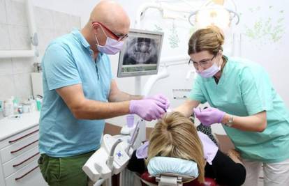 Zubarske tajne: Koliko često i s kakvom četkicom prati zube?