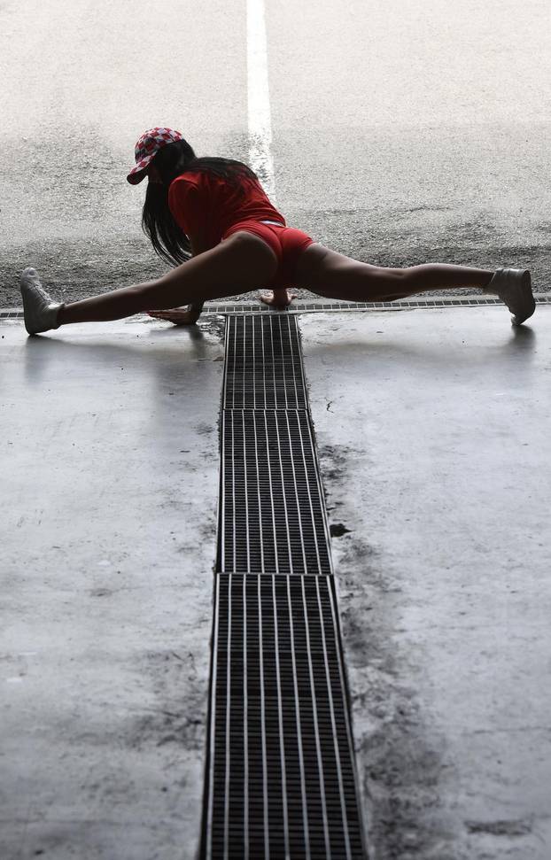 Zagreb: Twerkerica Sarah Seifert daje podršku Vatrenima