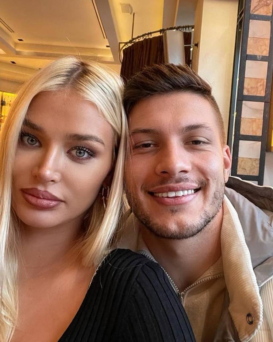 Nogometaš Reala i srpski model dobili drugo dijete: 'Divan dar'