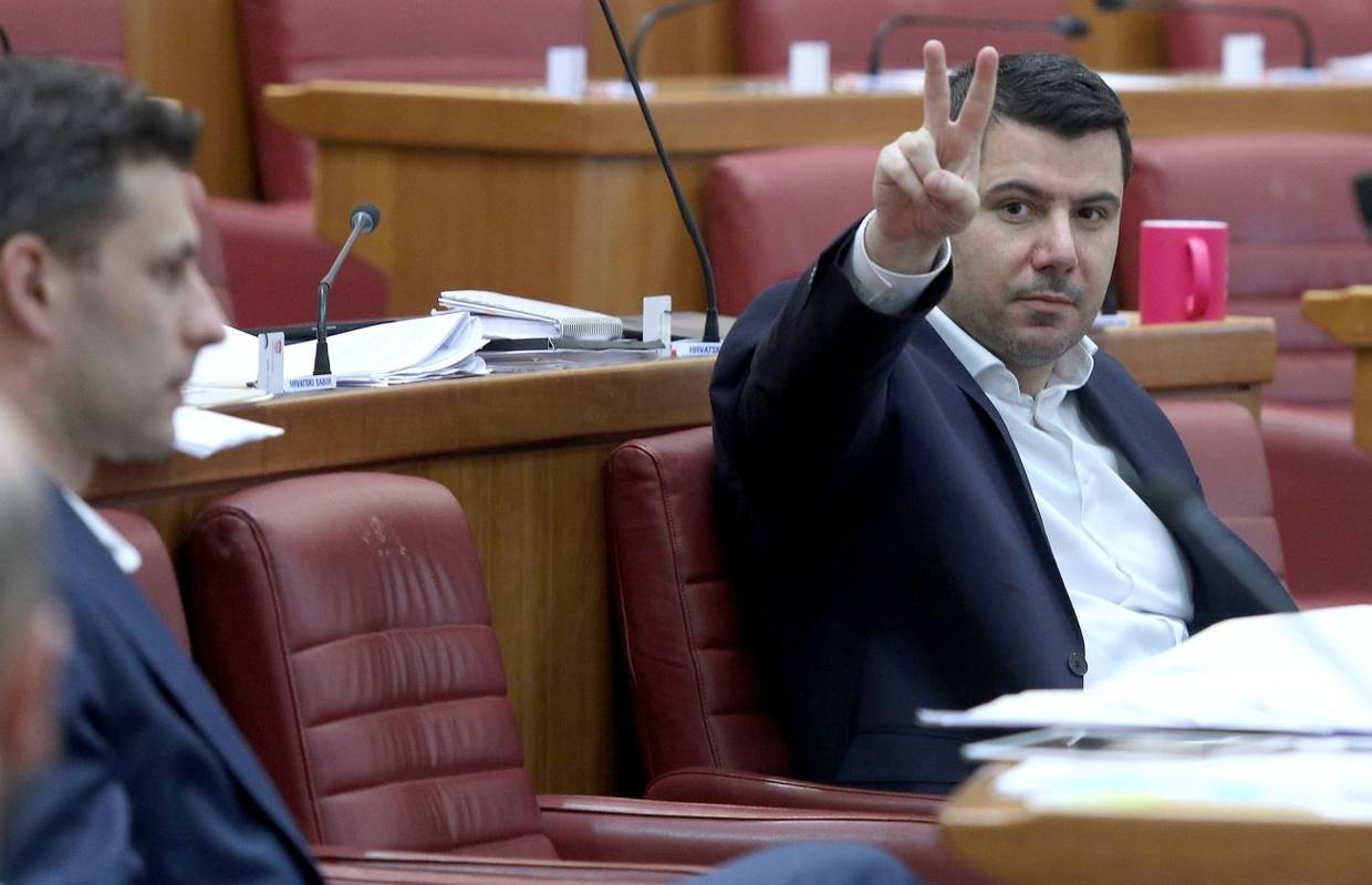 Obaraju rekorde: Odbili najveći broj amandmana u povijesti...
