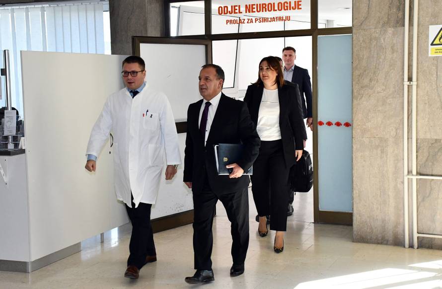 VIDEO Beroš obišao obnovljenu požešku bolnicu: 'Ovim šaljemo poruku kontinuirane reforme...'