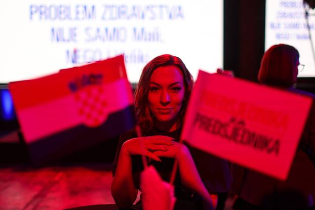 Zagreb: Izborni stožer predsjedničkog kandidata Zorana Milanovića u Tvornici Kulture