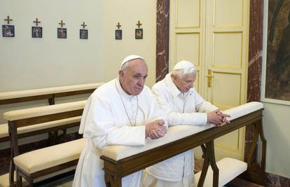 Prošla je godina dana otkad je Benedikt XVI. šokirao odlukom