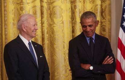 Obama i Biden zajedno u Bijeloj kući: 'Lijepo je opet biti ovdje'