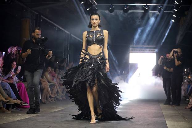 Rijeka: Modna revija Jurja Zigmana u Exportdrvu.