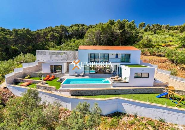 FOTO Luksuz u Hrvatskoj: Ovako izgledaju vile koje se prodaju za više od 2 milijuna eura