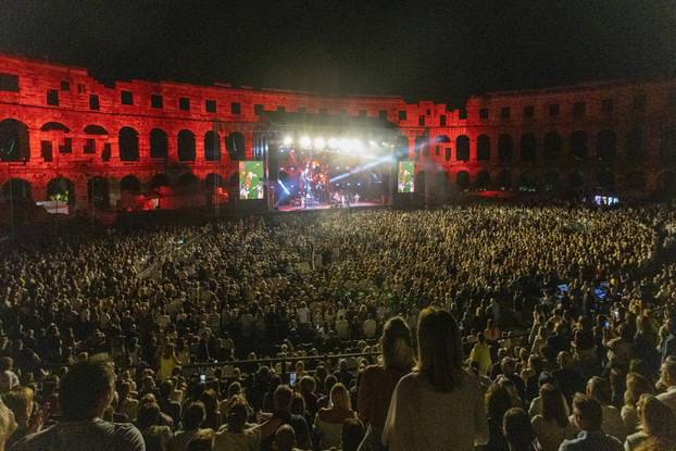 Koncert Tonija Cetinskog u pulskoj Areni