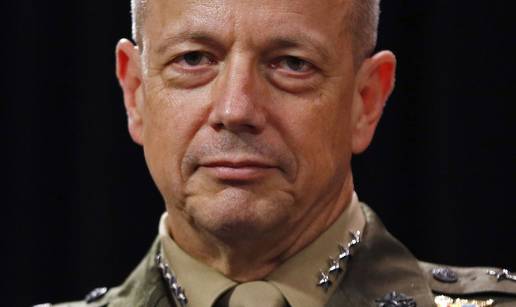 Bivši šef CIA-e priznao: Tajne sam odavao svojoj ljubavnici