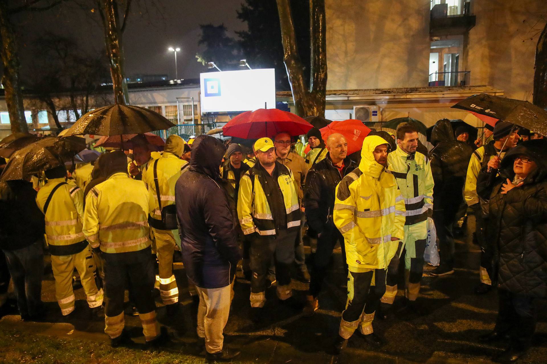 Zagreb: Polusatni  prosvjed radnika Čistoće