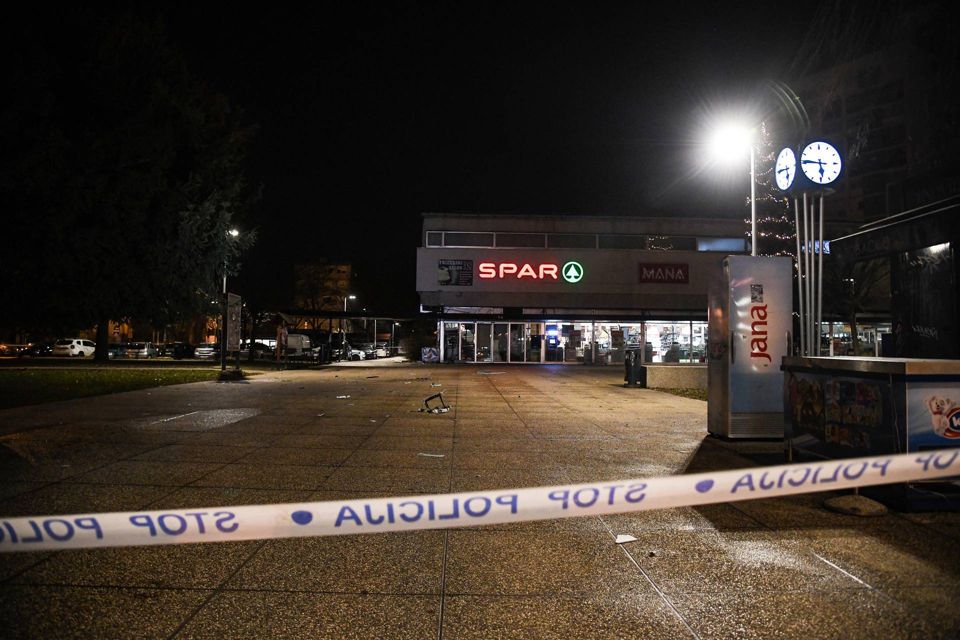 Zagreb: U naselju Trnsko eksplozijom raznesen bankomat