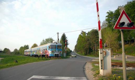 Ne rade brklje na prijelazima Vojnovac i u Ličkoj Jesenici