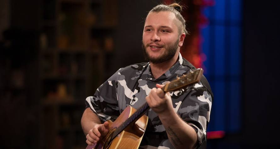 Domaći glazbenik šokirao svoje fanove: Objavio fotku iz bolnice