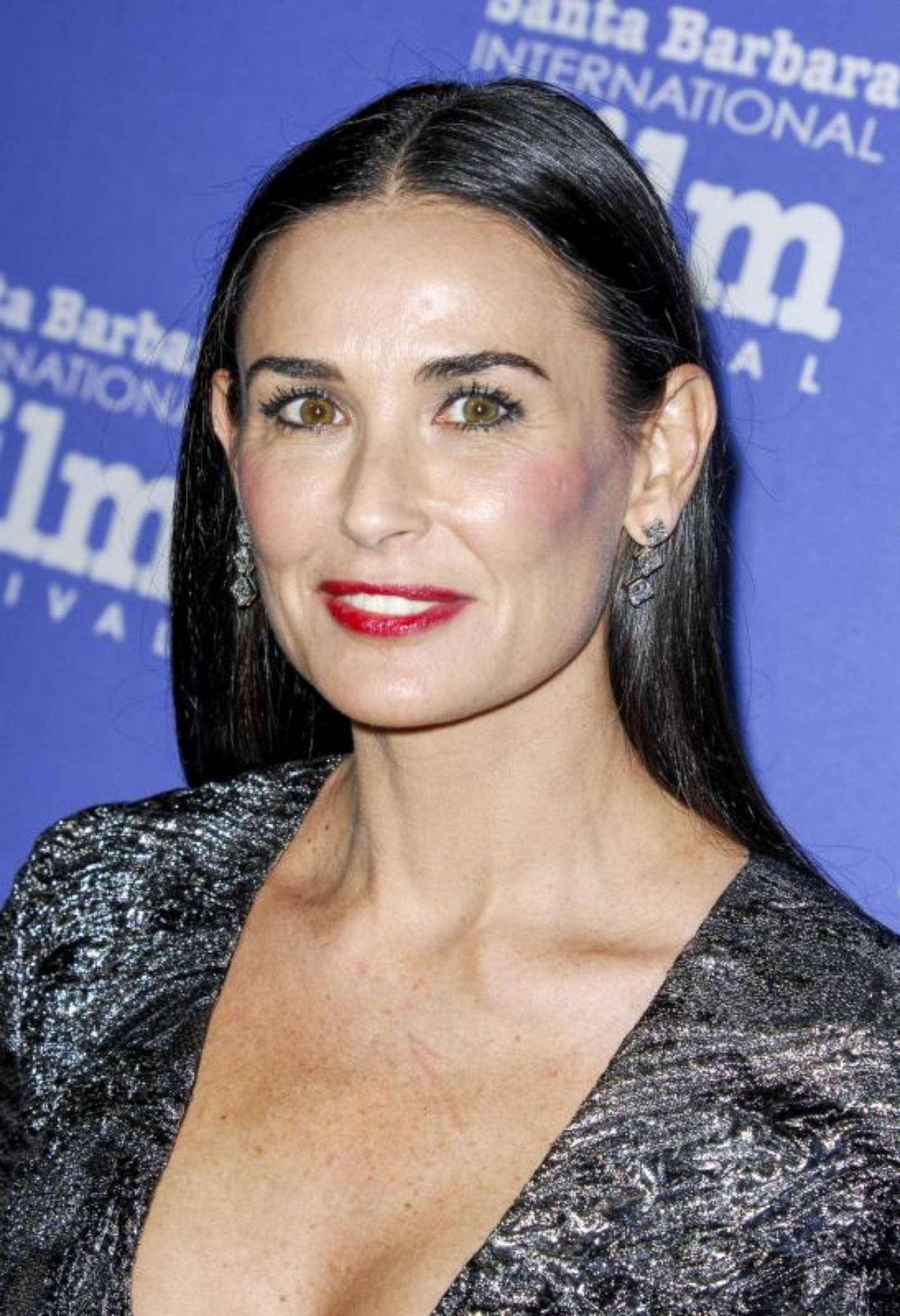 Знаменитости снимавшиеся. Дэми Мурс. Demi Moore. Деми Мур 2015. Деми Мур фото.