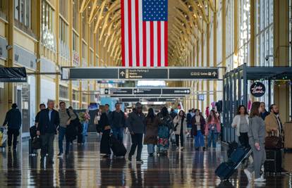 U SAD-u otkazano 1200 letova