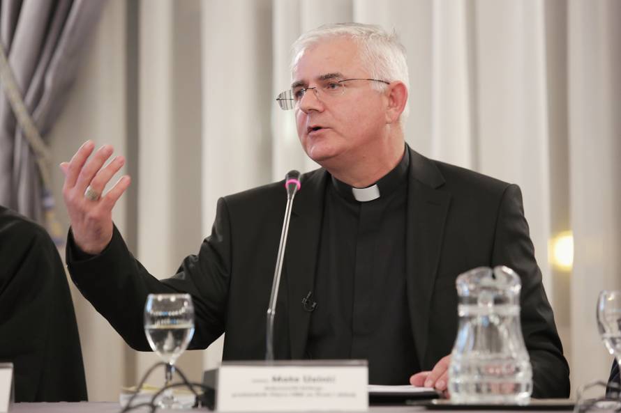 Zagreb: U HND-u odrÅ¾ana tribina "Religijske predrasude kao poticaj mrÅ¾nji"