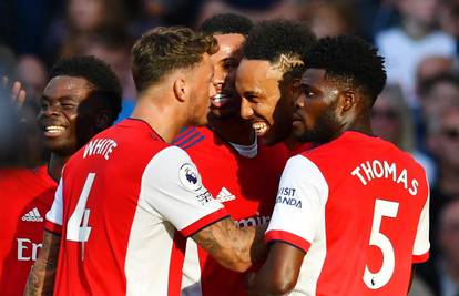 Arsenal razbio Tottenham u pola sata, Son ublažio katastrofu