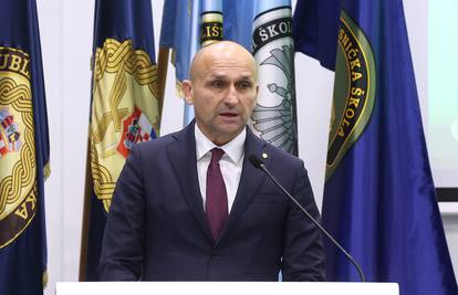 Ministar Anušić odbio je državni stan, bit će u vojnom neboderu