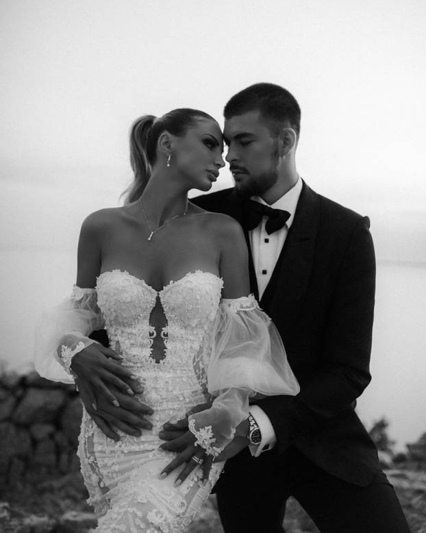 FOTO Stiže pojačanje u obitelj Zubac! Tko je buduća majka? San pretvorila u svjetski biznis