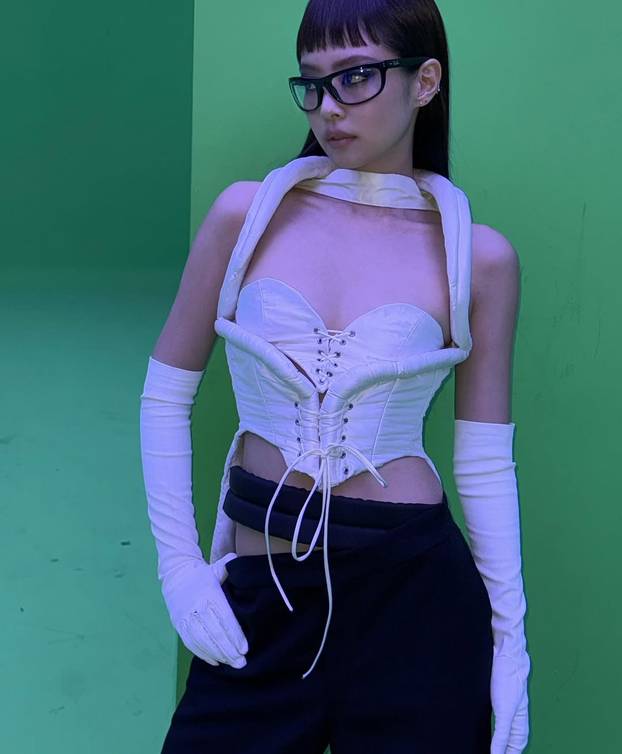 FOTO Članica grupe BlackPink: Jennie dominira ljestvicama diljem svijeta, bavi se i modom