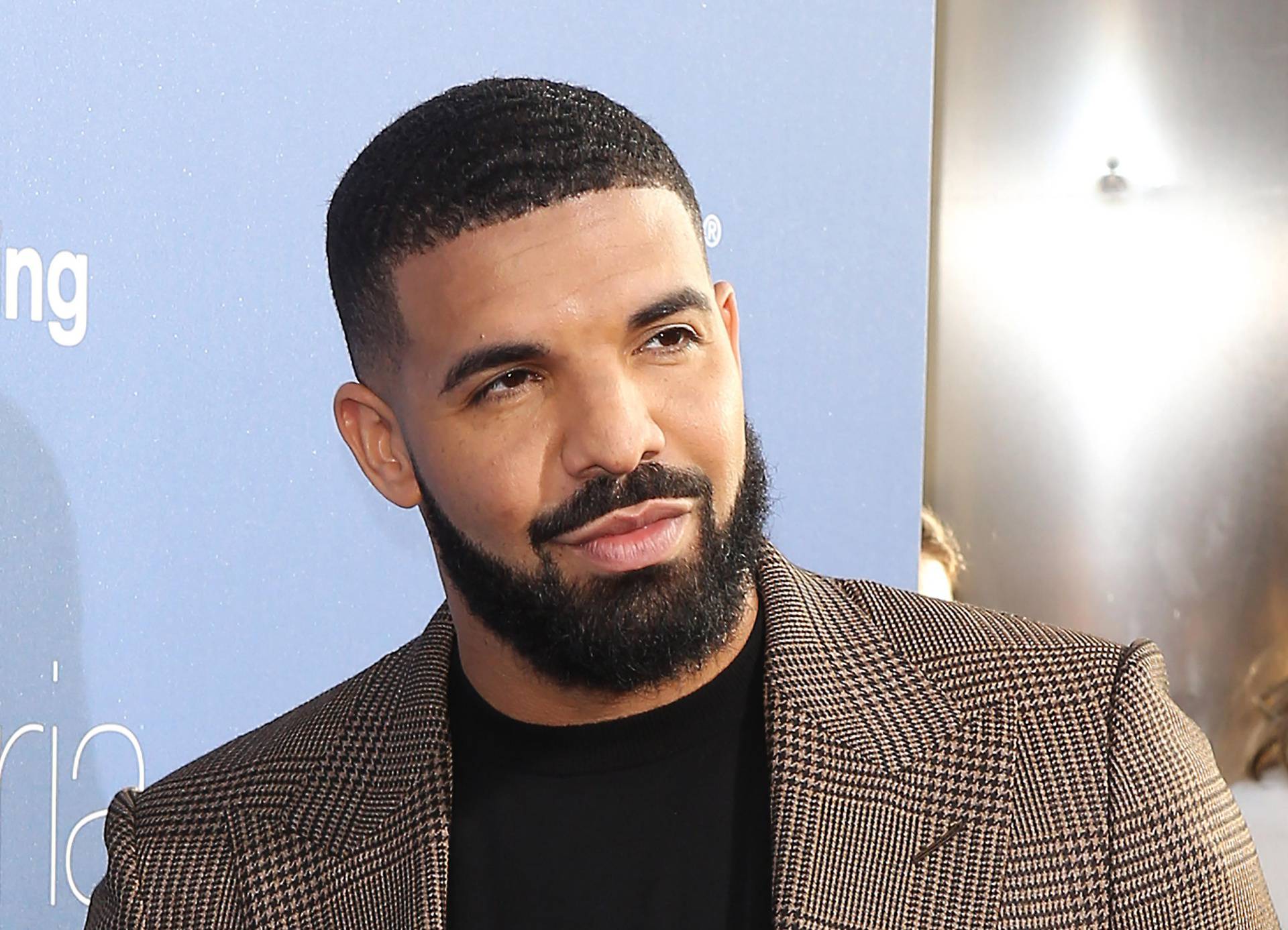 Drake se povukao s Grammyja, sukobio se s organizatorima