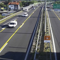 Voza&ccaron;i, oprez! Kolona pet kilometara prema Zagrebu, bura stvara probleme na obali