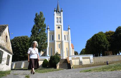 Katicu (79) ništa neće spriječiti da dođe u crkvu: 'Svaki dan pješačim 10 km zbog mise'