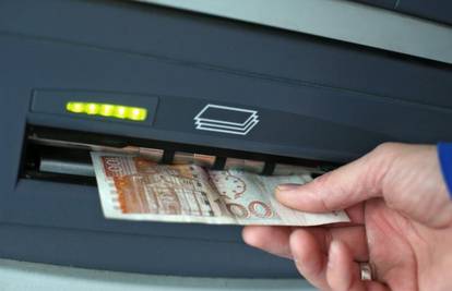 Varaju strance: Za jedan euro na bankomatu dobiju 6,9 kuna