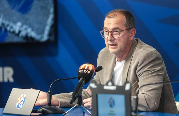 Zagreb: Humanitarna akcija "Daruj otkucaj &zcaron;ivota" u organizaciji udruge "Veliko srce malom srcu" i Dinamove zaklade