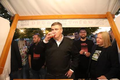 FOTO Milanović u pravoj gastro turi Hrvatskom! Uz čašicu vina i dobru hranu kreće kampanja