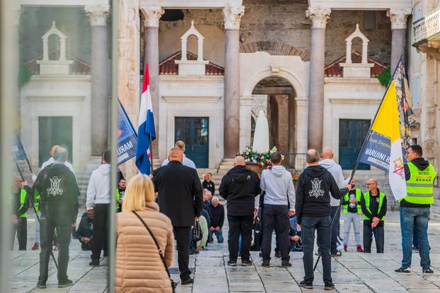 Split: Molitelji na Peristilu okupili su se i ove prve subote u mjesecu