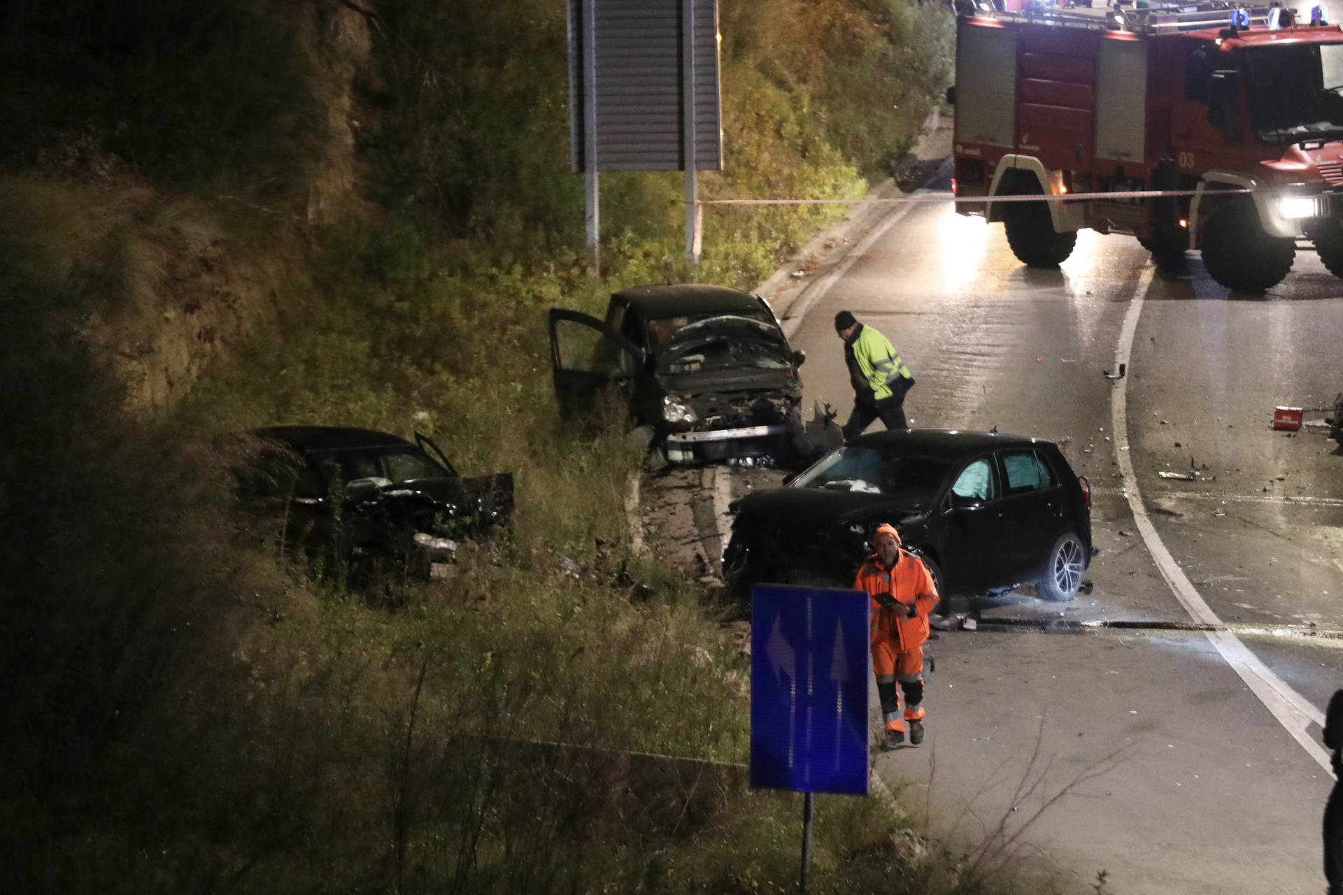 Sudar četiri automobila u Podstrani, policijski očevid u tijeku