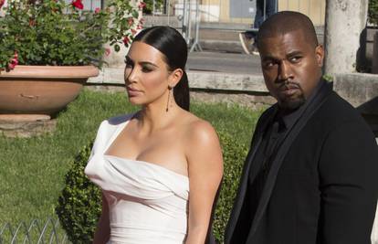 Kim i Kanye nisu u kontaktu, ali papire za razvod nisu još predali