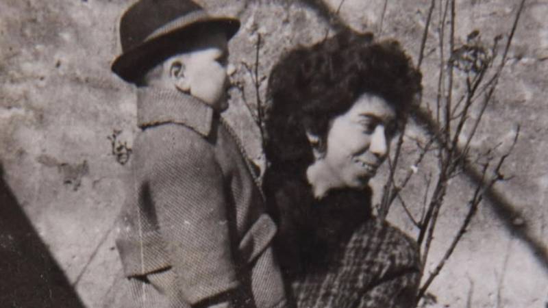 Znaš li tko sam? Brkove à la Mišo obrijao je zbog benda, a u 58. godini je dobio kćer...