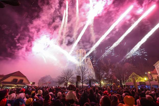 Zatvaranje 200. Samoborskog fašnika spaljivanjem princa Fašnika 
