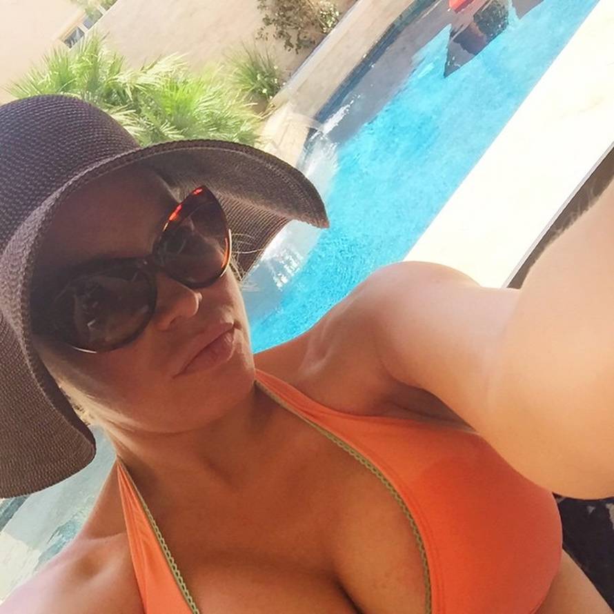 Za silikone iskeširala 650.000 kuna pa završila na operaciji...