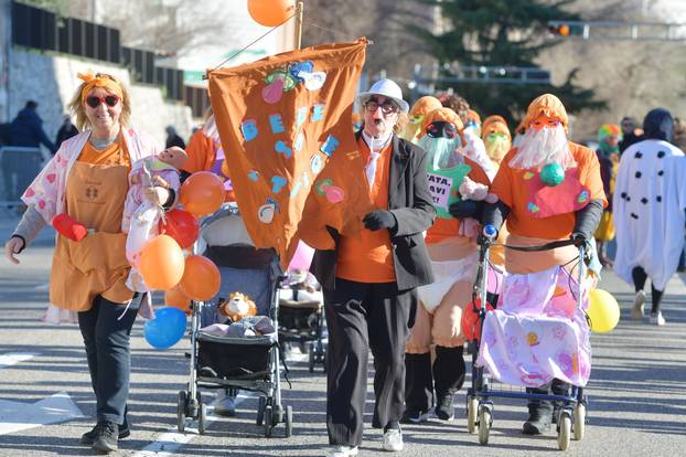 Šibenski karneval na gradskim ulicama