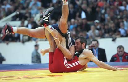 Jedan od najboljih hrvača ikad preminuo u Rusiji. Bilo mu je 49