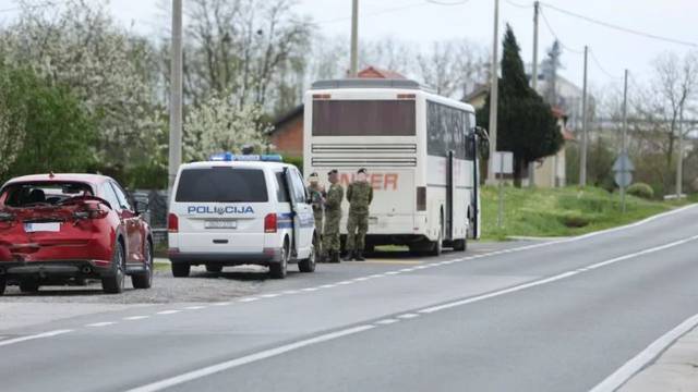 Autobus s hrvatskim vojnicima sudario se s autom u Koprivnici