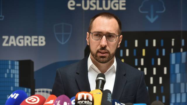 Zagreb: Tomašević smanjuje naknade u odborima za 50 posto, ukida besplatan parking