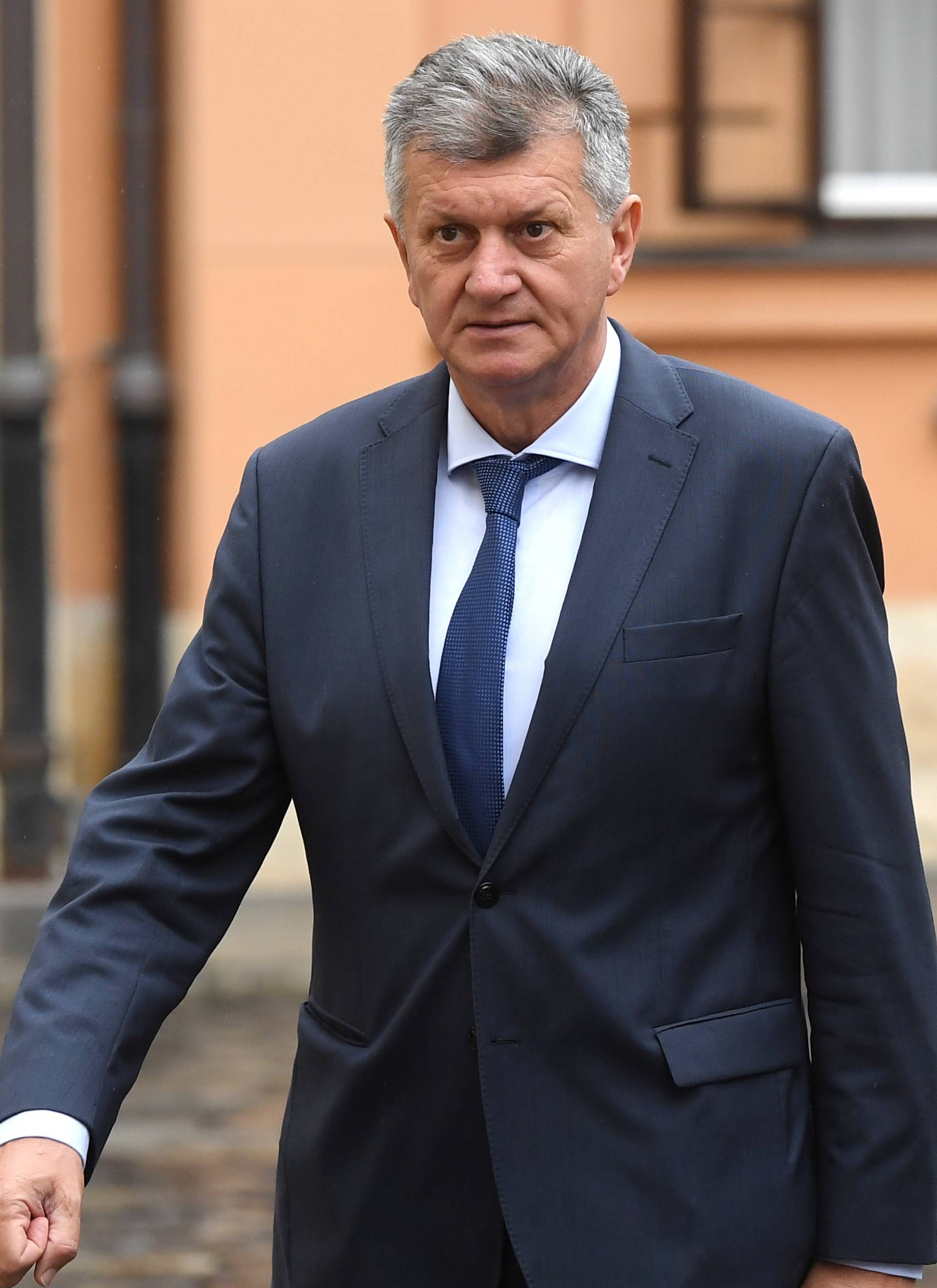 Zagreb: Dolazak ministara u Banske dvore na sjednicu Vlade