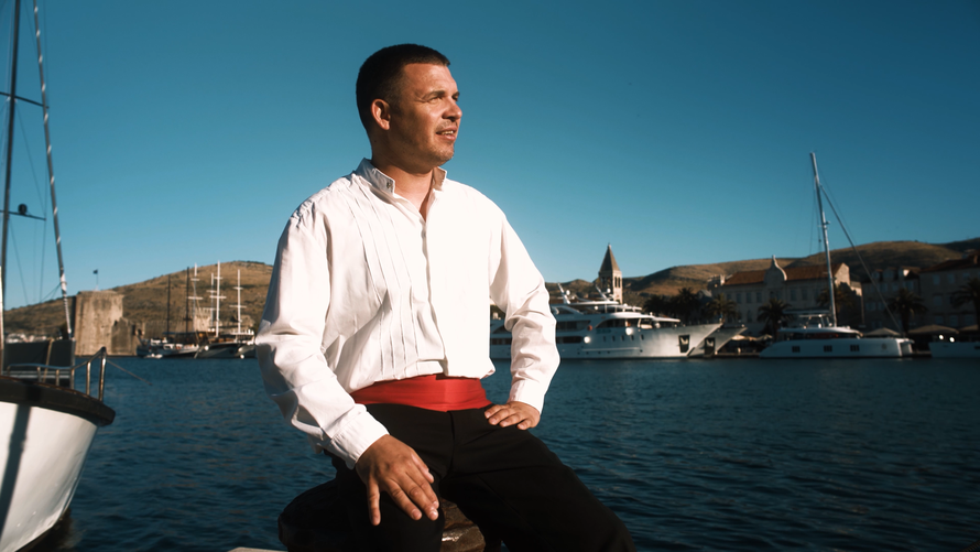 Povijesni preokret na klapskoj sceni: Dušan Šarac iznenadio sve uoči Dalmatinske šansone