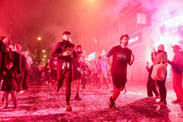 Održan 14. Zagreba?ki no?ni cener na kojem je sudjelovalo oko 3000 trka?a